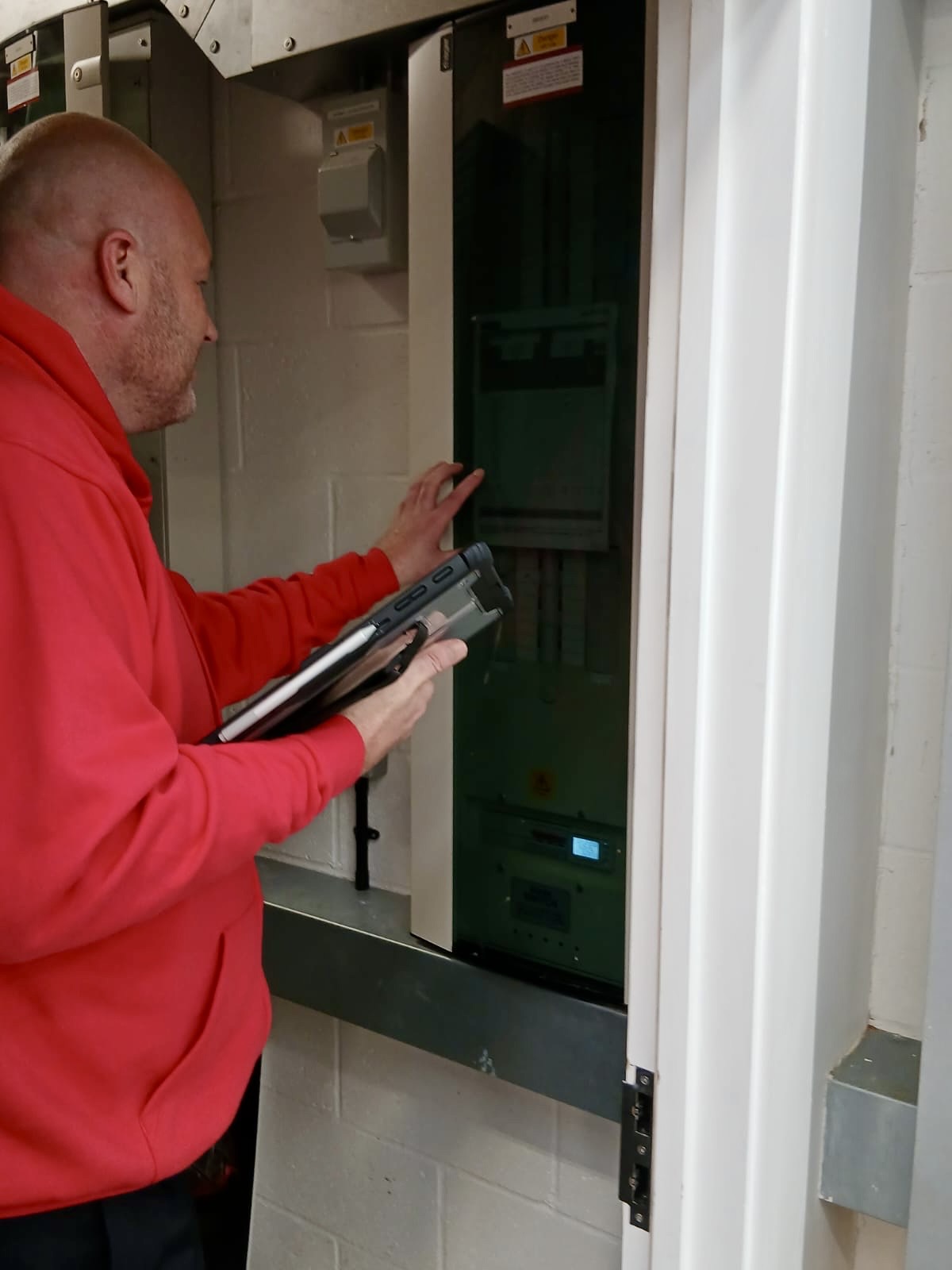 Kings Fire assessor conducting fire risk assessment in Watford business premises