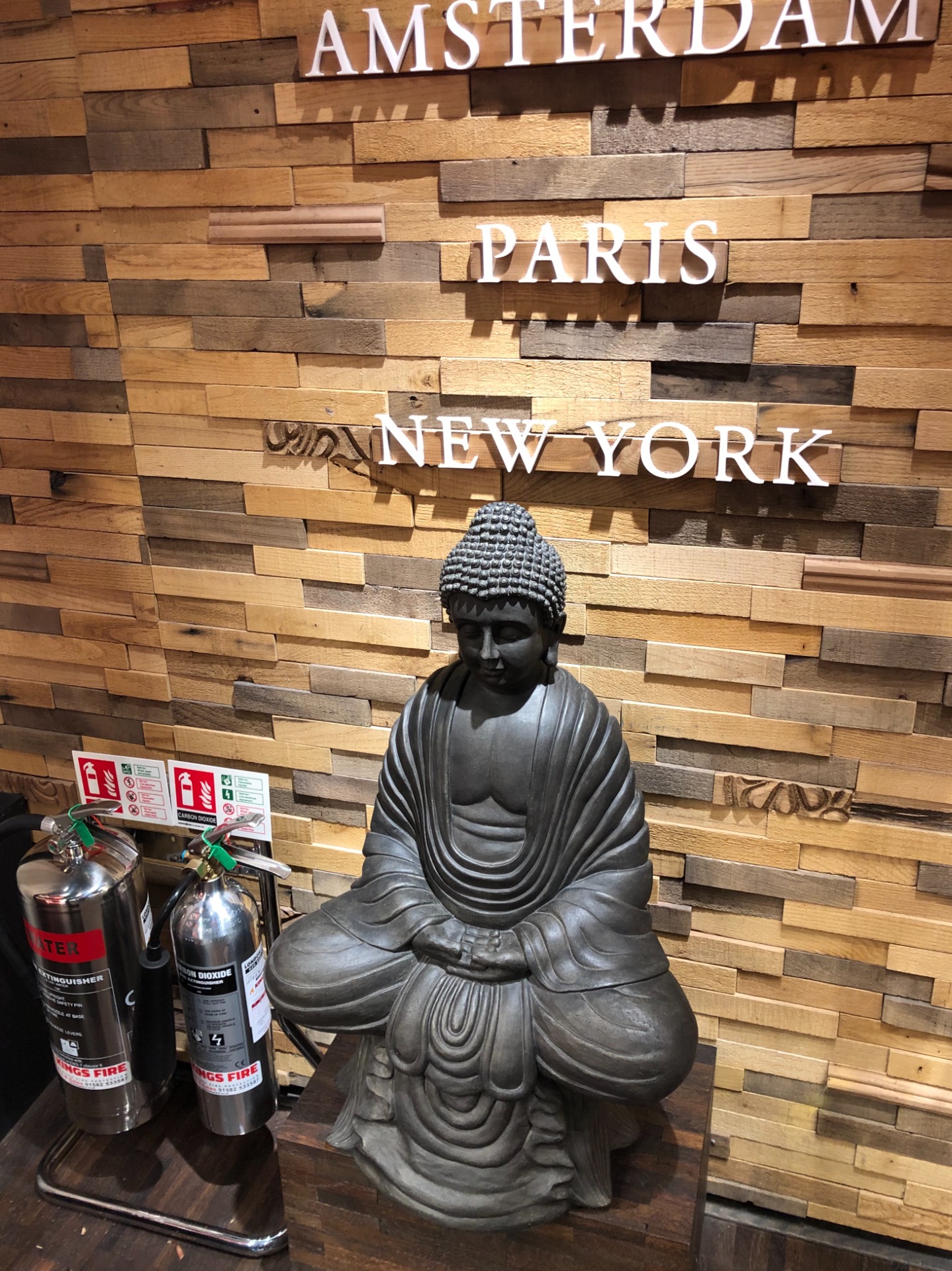 Fire extinguisher servicing for retail premises